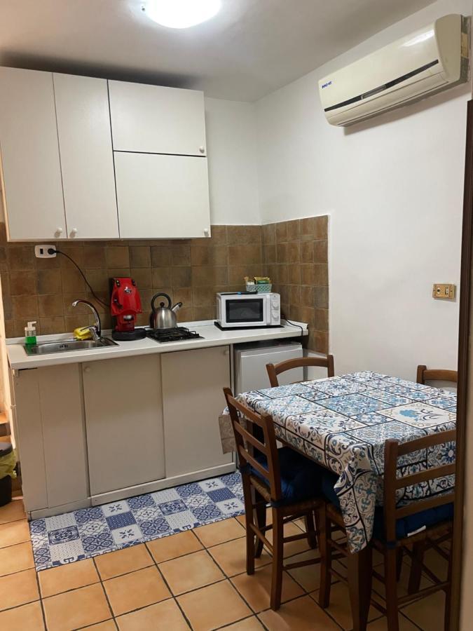 Le Suite Di Ginevra Naples Luaran gambar