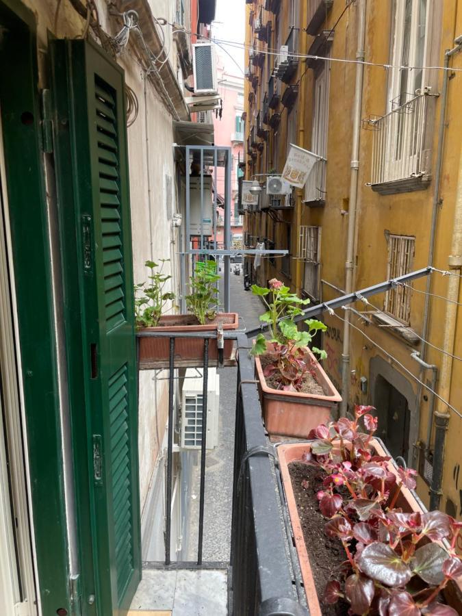 Le Suite Di Ginevra Naples Luaran gambar