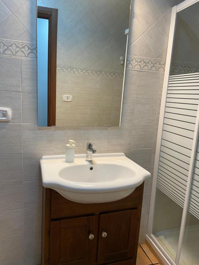 Le Suite Di Ginevra Naples Luaran gambar