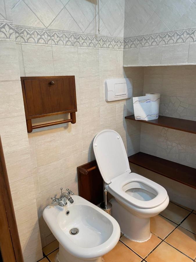 Le Suite Di Ginevra Naples Luaran gambar